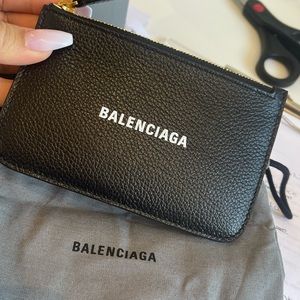 Balenciaga Cardholder with dustbag for sale!